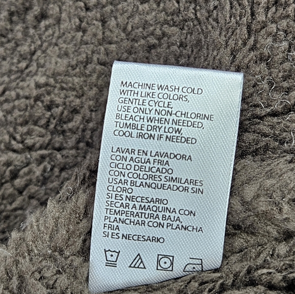 Barn Jacket By Weatherproof ~ quilted waterproof blue w/ brown sherpa lining - Picture 11 of 16